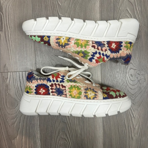 Free People Catch Me If You Can‎ Crochet Sneakers Colorful Grandma Core Boho - Picture 8 of 8